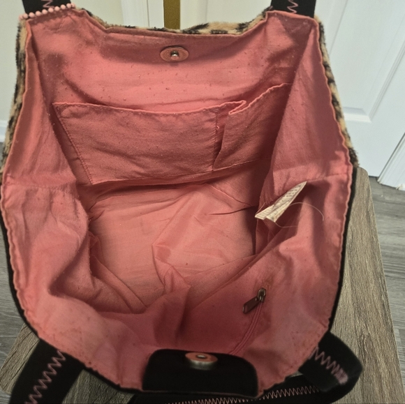 Hurley Tote Leopard - Picture 9 of 10